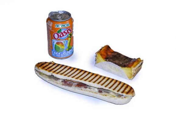 Sandwich boisson dessert 